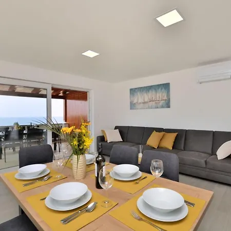 Sofia * Martinšćica