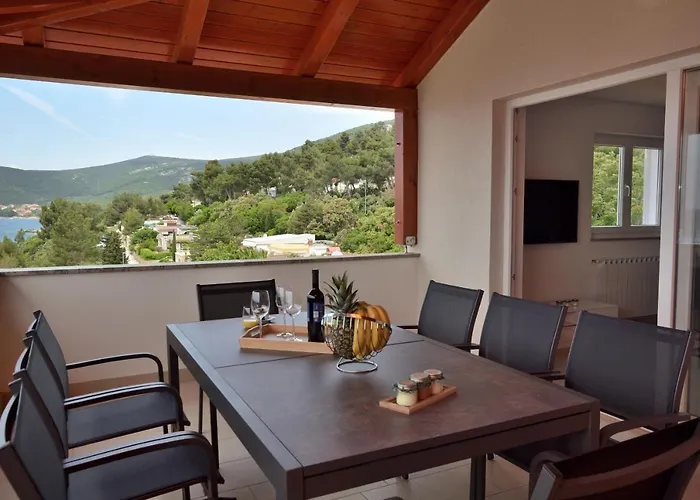 Sofia アパート Martinšćica