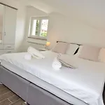 Apartment Sofia Martinscica (Cres)